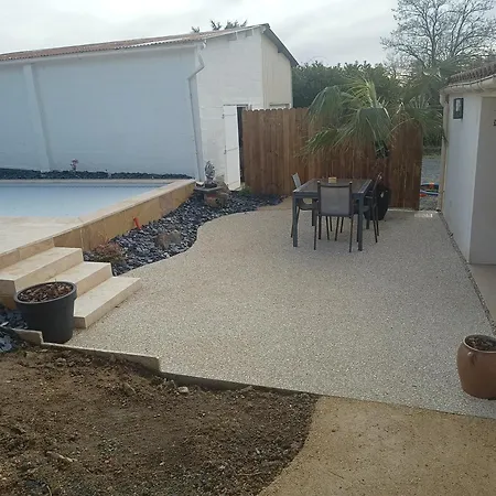 Vakantiehuis Maison Simon 30' Puy Du Fo Climatise